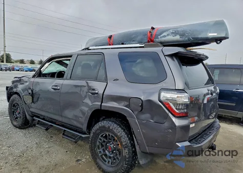2022 Toyota 4Runner Sr5 из США, поврежденный, VIN JTEEU5JR8N5262553